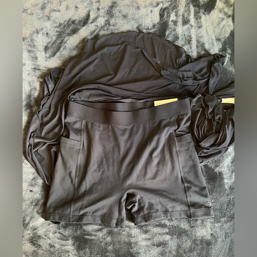 NWT Blogilates Black Wrap Skirt | M - Picture 4 of 5